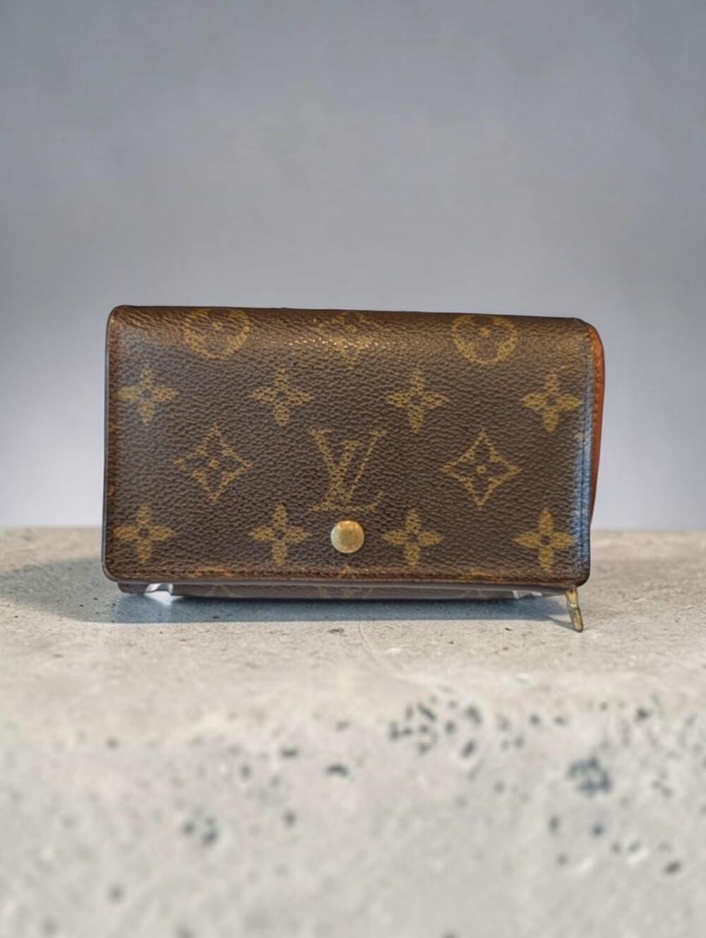 Louis Vuitton Porte Monnaie Tresor Monogram Wallet Vintage 2002